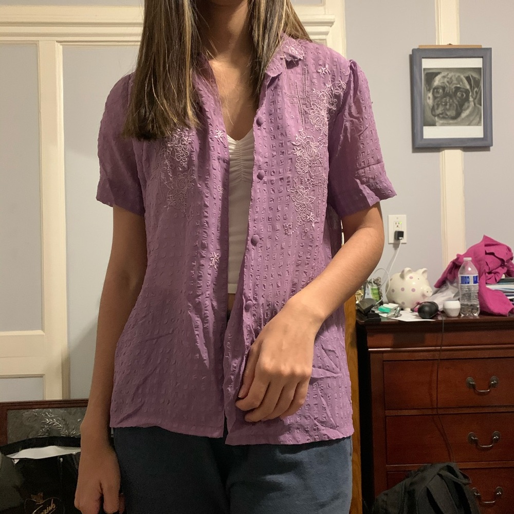 Vintage purple top with scalloped collar